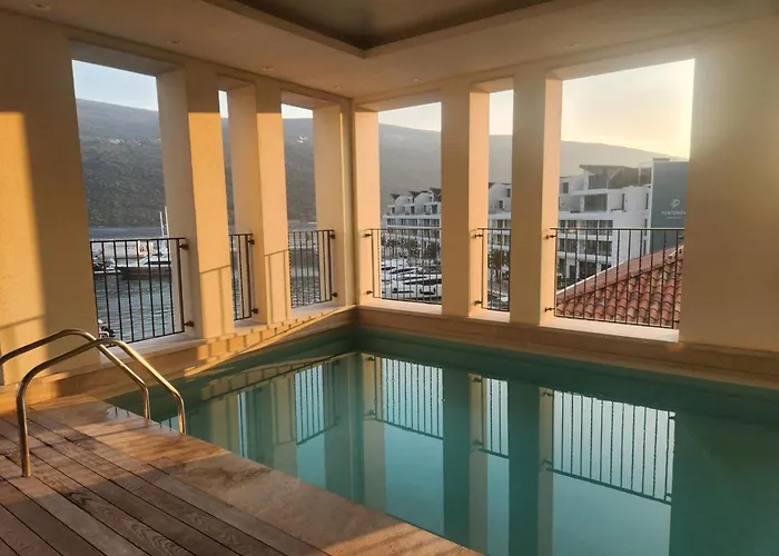 Portonovi - Marina Residences Sea View Apartment